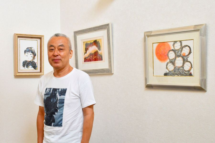 富士山描いた多彩なうちわも 長谷川遊子さんがgc.mitaで墨