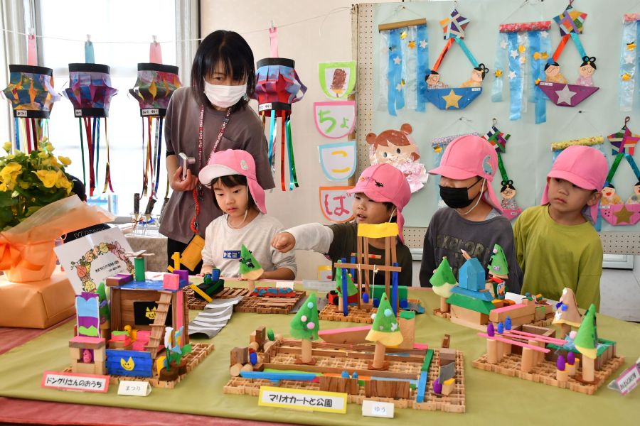 園児の力作、明治館彩る 7日まで相生幼稚園作品展 | 桐生タイムス