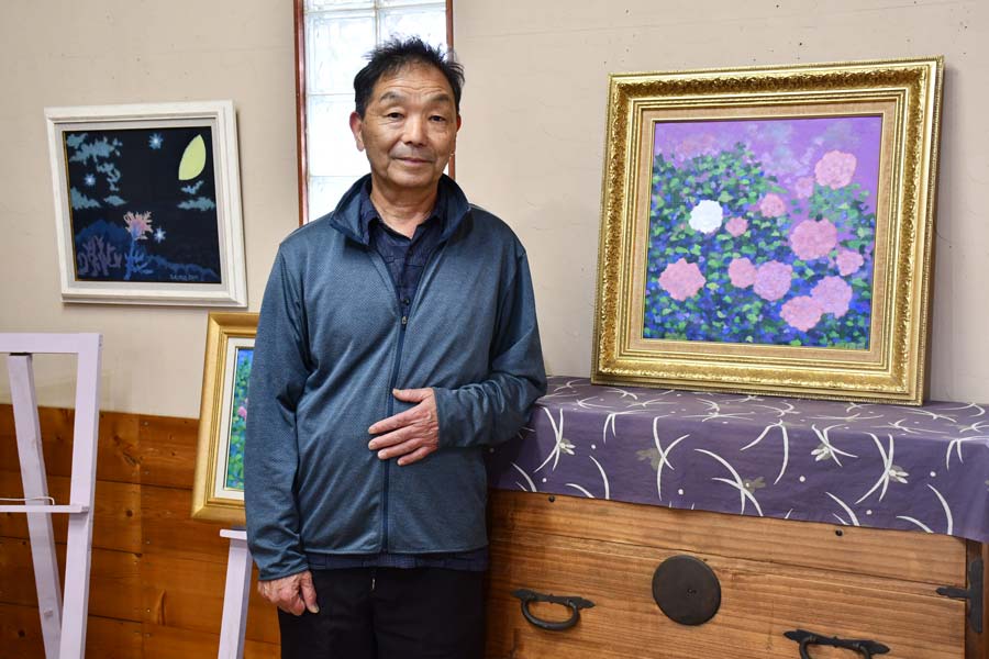 優しい色の絵で心癒やして 農園カフェさくらいで黒崎さん個展 | 桐生