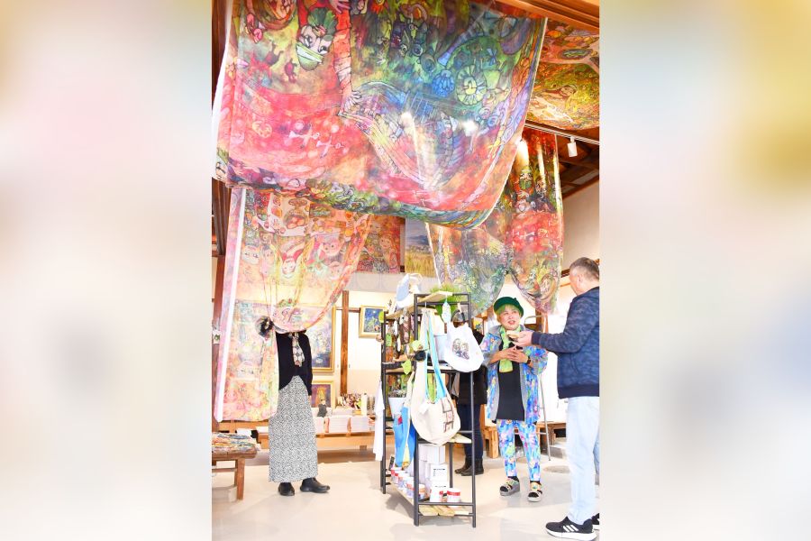 筑井孝子作水彩画、柏川のこいのぼり 筑井孝子作水彩画、柏川のこいのぼり 【公式通販】
