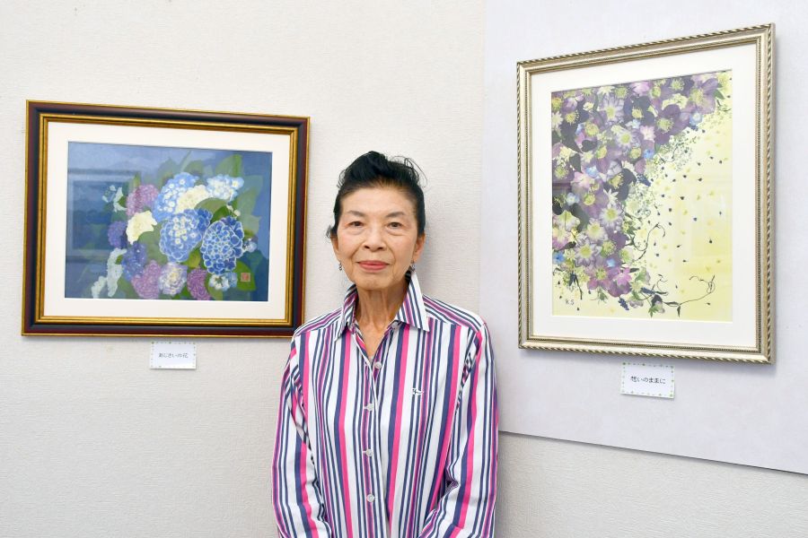 樹皮や野菜も活用し制作 押し花絵画20作品披露 相生在住の坂本和子
