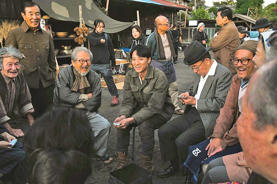 愛らしい動物のペン画中心に 伊東屋珈琲2号店で唐澤さん個展 | 桐生