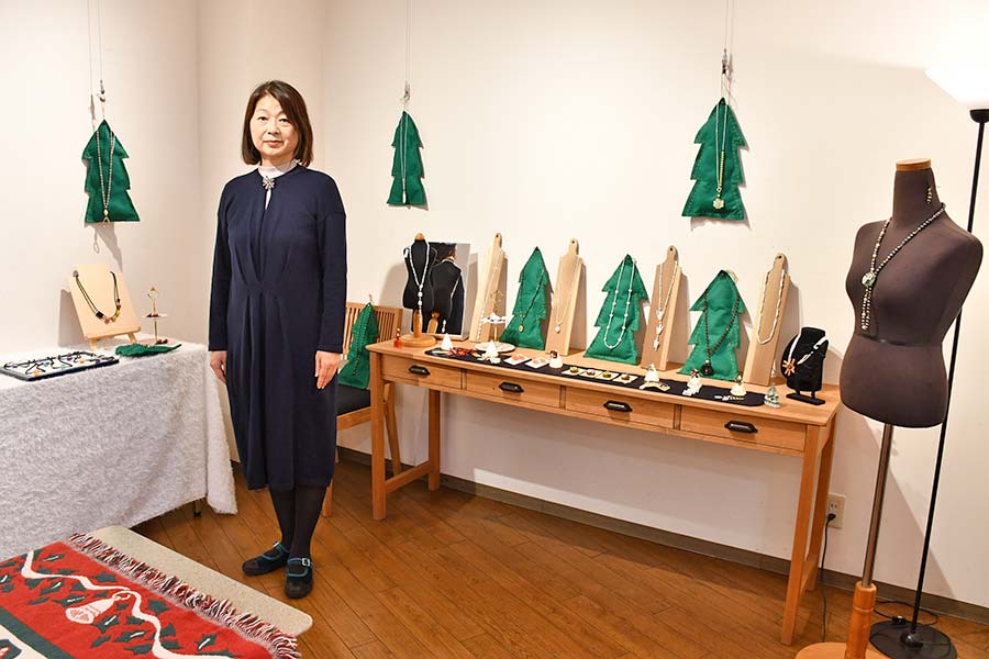 荒木町子様✨ 現代の名工 伝統工芸士 刺繍画家 荒木千恵子