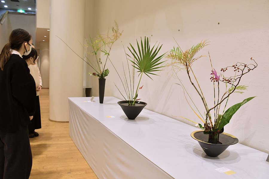 池坊　花鋏　安重　横山夢草先生 お名前入り　教授 上級者用 未使用 池坊 花鋏 安重 横山夢草先生 お名前入り 教授 上級者用 未使用 - メルカリ