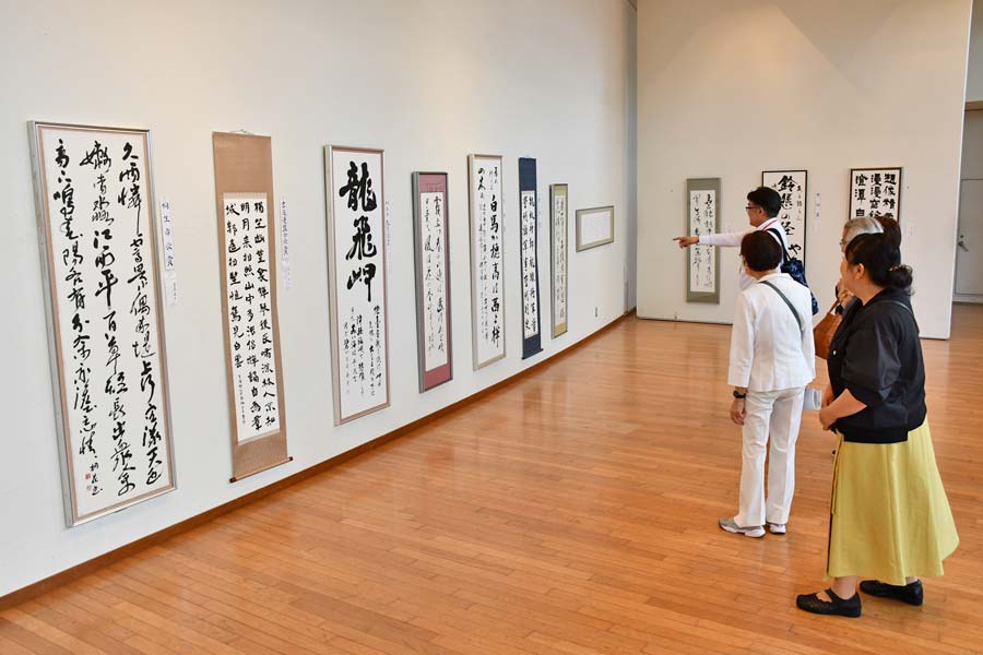 桐生天満宮がつなぐ縁 筑井孝子さん、重伝建のスケッチ展示 ギャラリー
