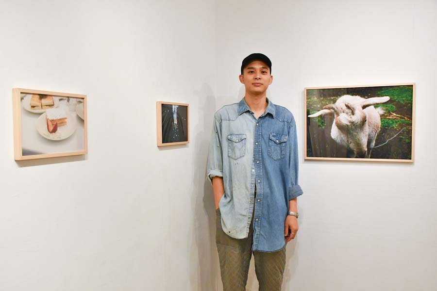 伊東屋珈琲2号店で黒崎秀逸展 川内の風景描いた油彩画も | 桐生タイムス